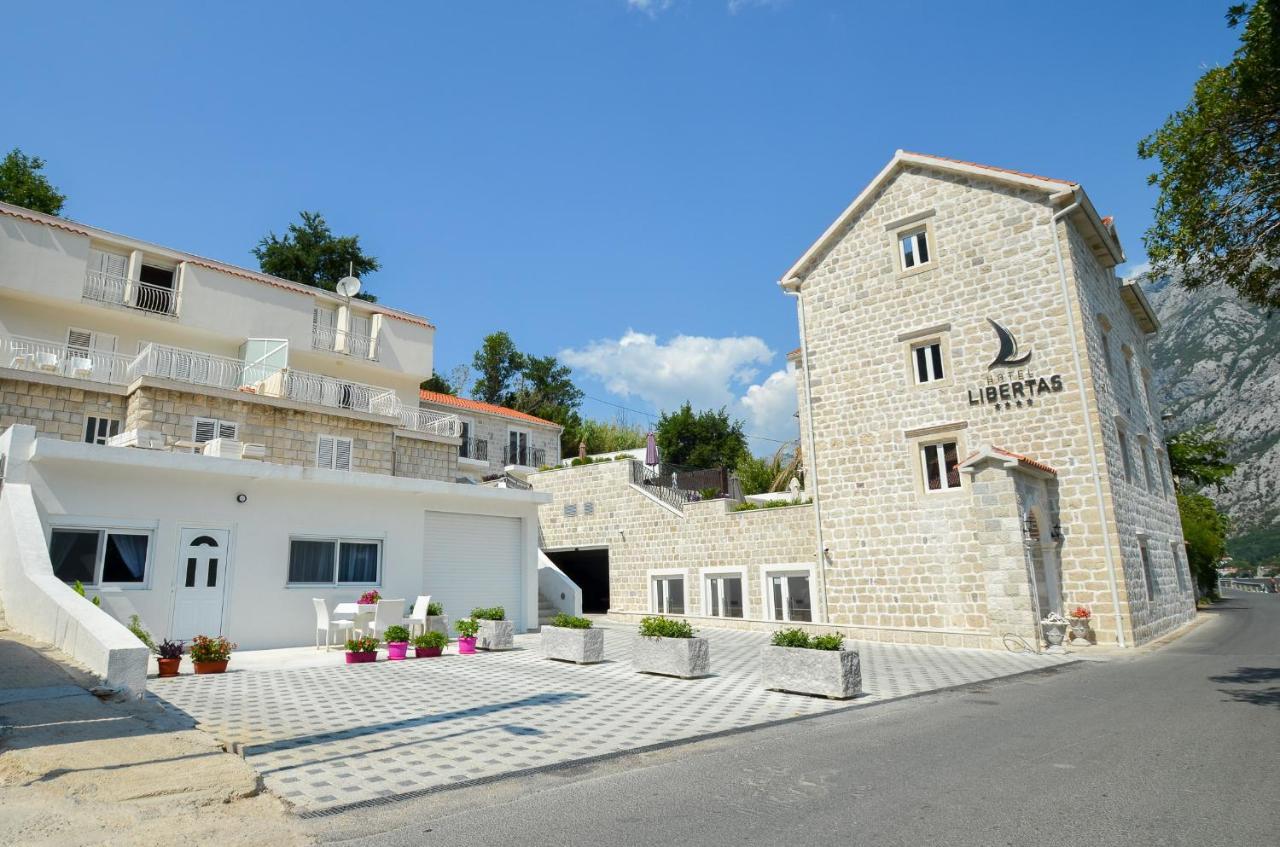 Seafront Apartment Vujovic Prčanj Eksteriør billede