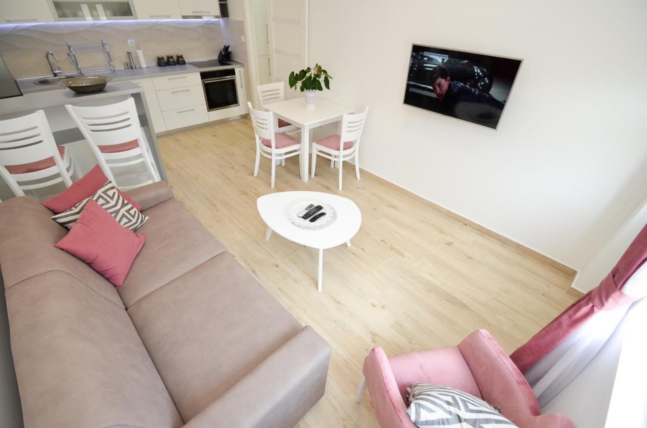 Seafront Apartment Vujovic Prčanj Eksteriør billede