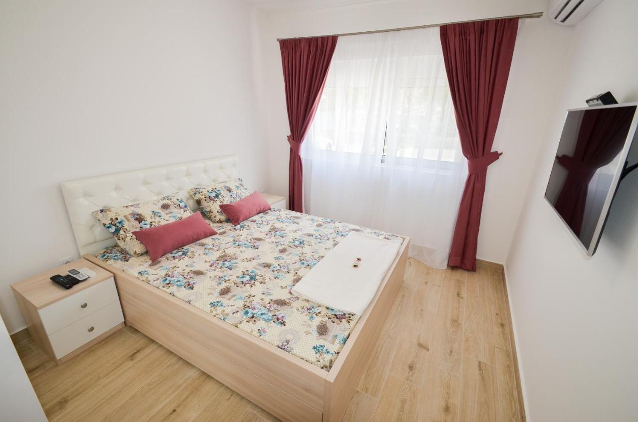 Seafront Apartment Vujovic Prčanj Eksteriør billede